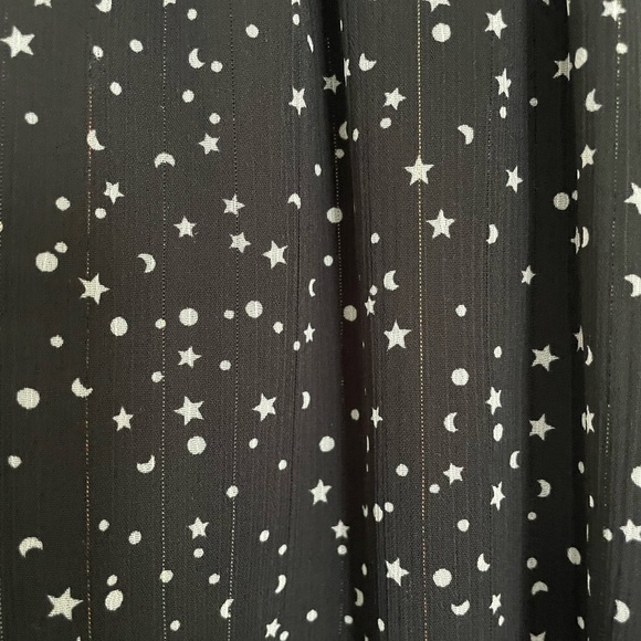 Black star print dress - Picture 3 of 4